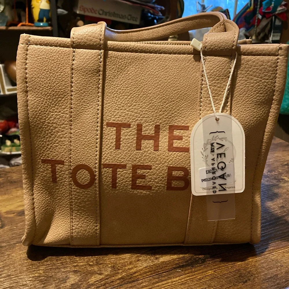 The Tote Bag in vegan leather - Picture 2 of 10